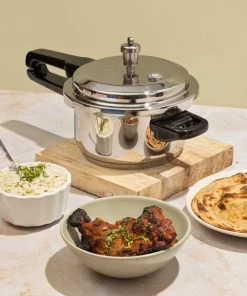 Vinod Cookware Vinod 18/8 Stainless Steel Outer Lid Pressure Cooker